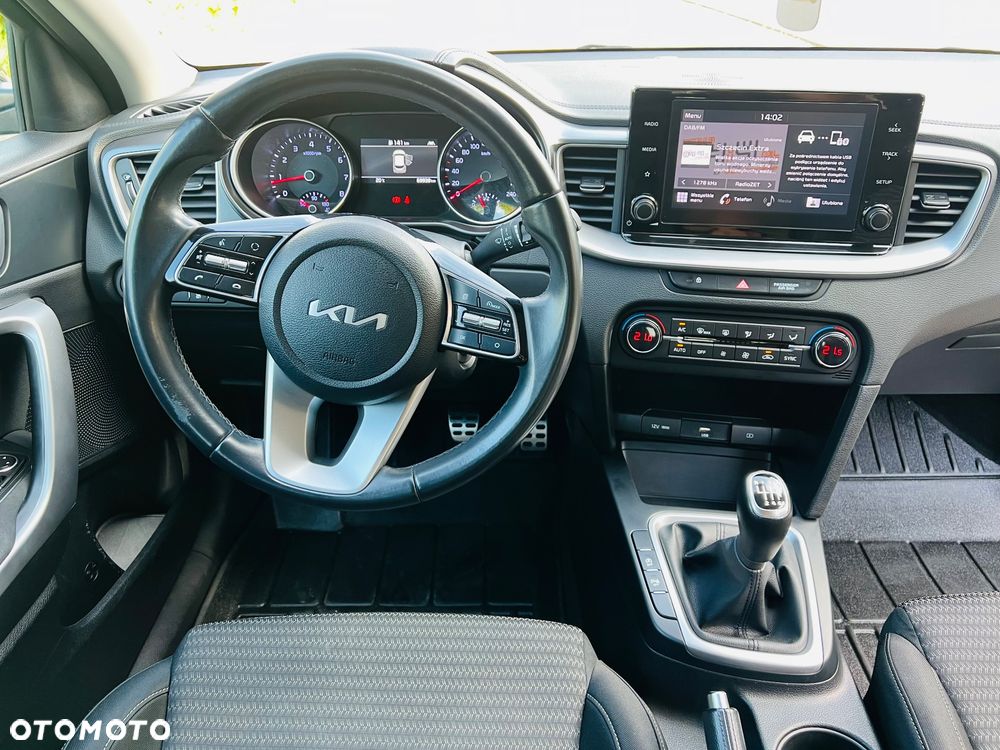 Kia XCeed - 15