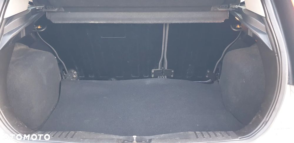 Ford Fiesta 1.3 Connection - 16
