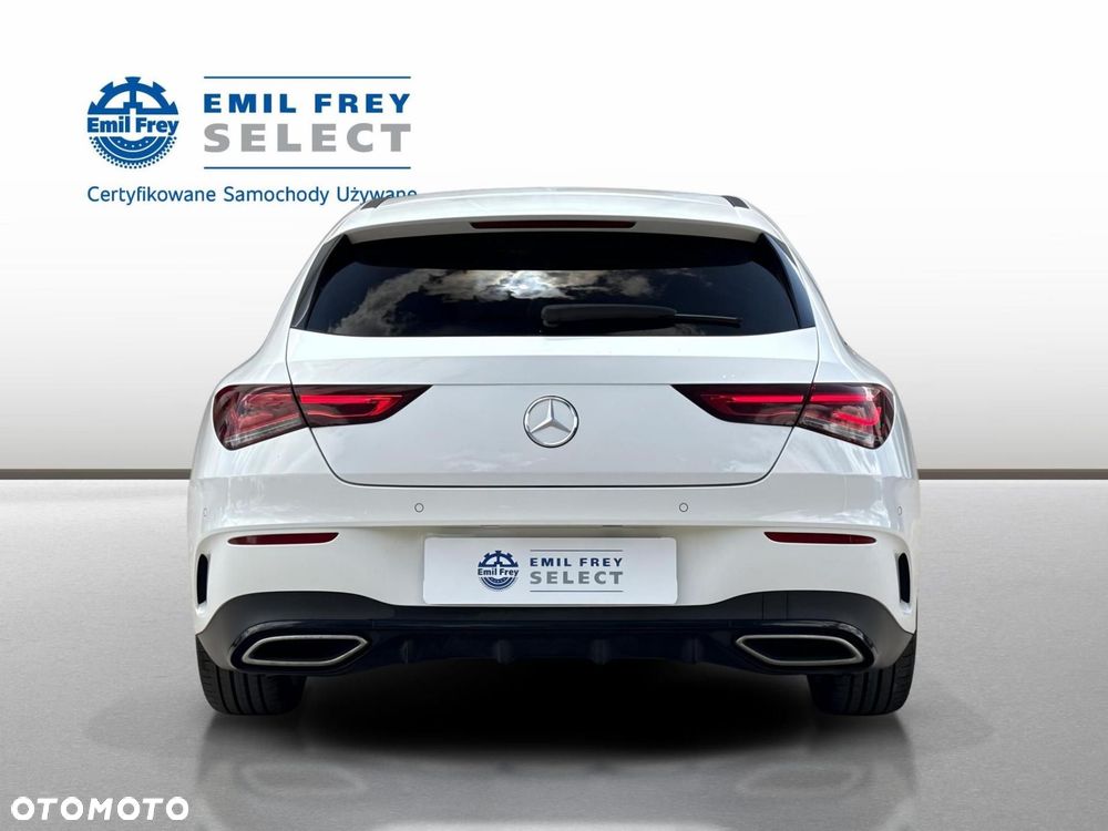 Mercedes-Benz CLA 200 7G-DCT AMG Line - 5