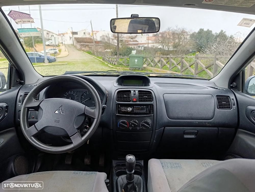 Mitsubishi Space Star - 5