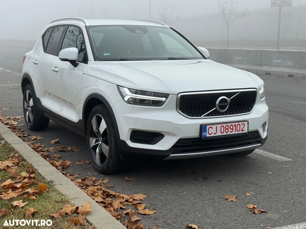 Volvo XC 40 D4 AWD Geartronic Momentum - 5