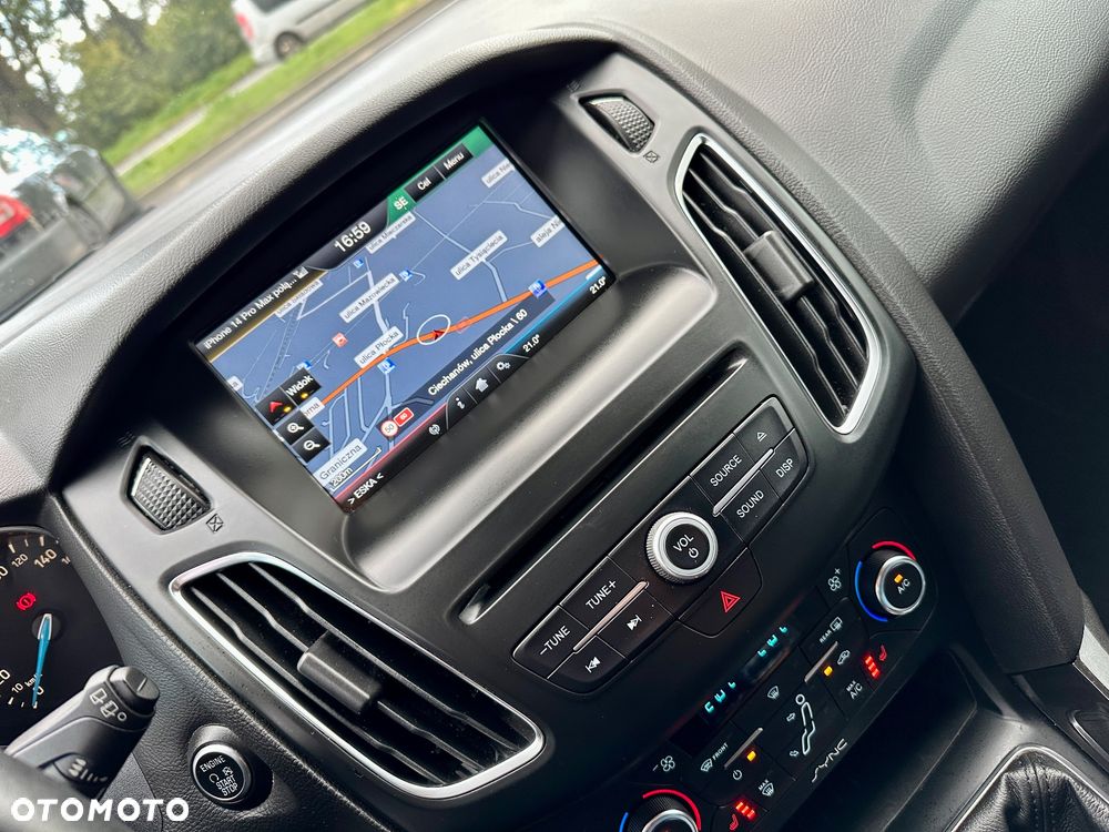 Ford Focus 1.0 EcoBoost Titanium ASS - 32