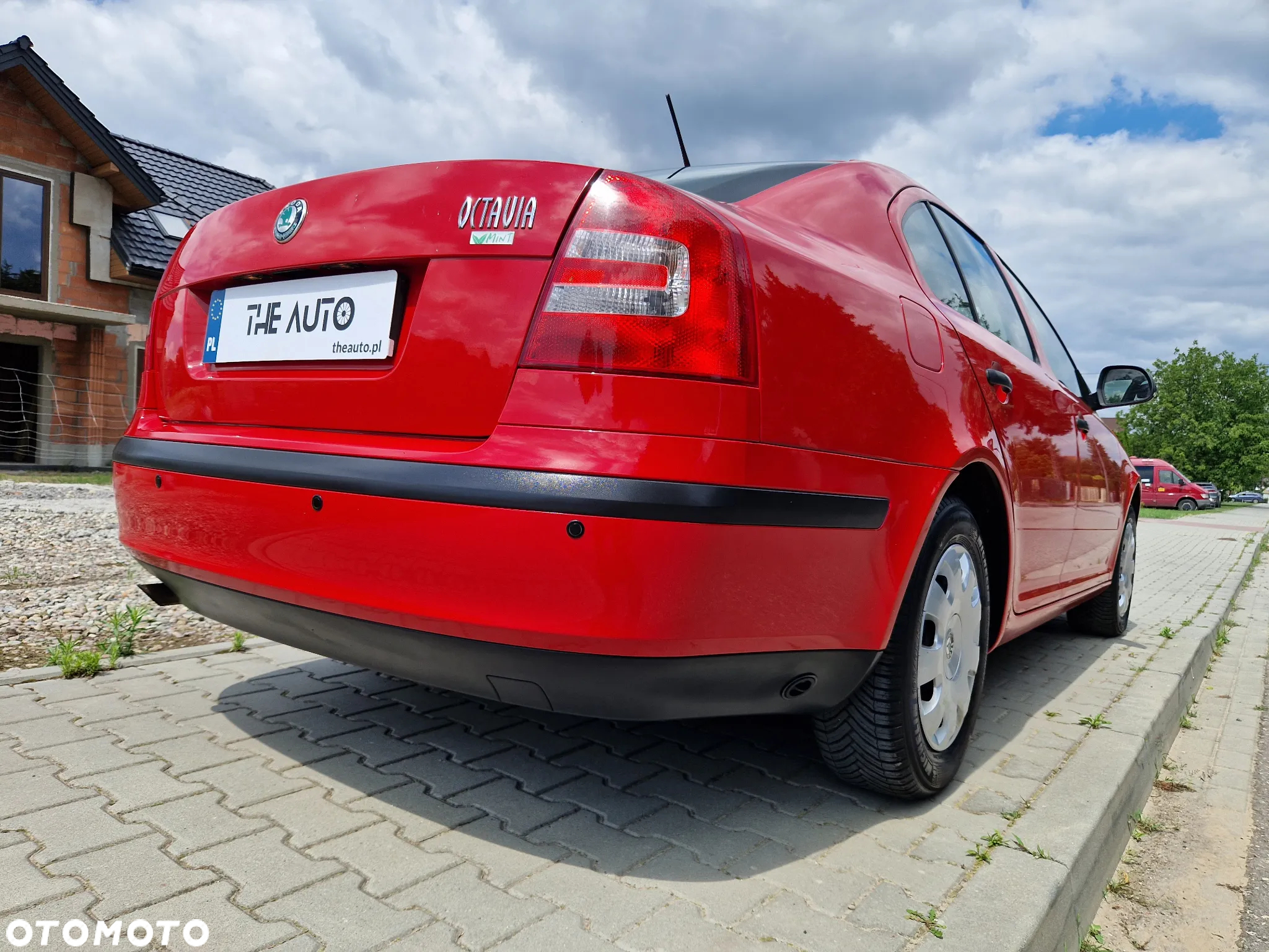 Skoda Octavia 1.6 Ambiente - 8