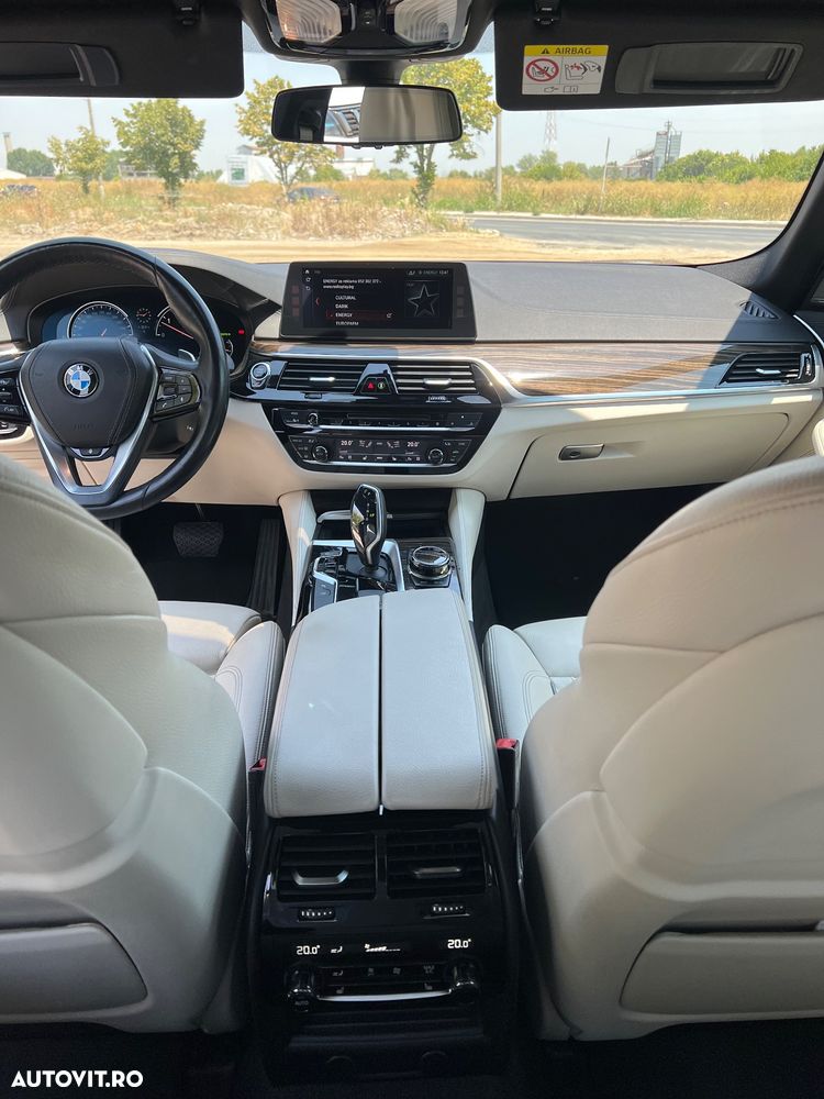 BMW Seria 5 530d Aut. Luxury Line - 8
