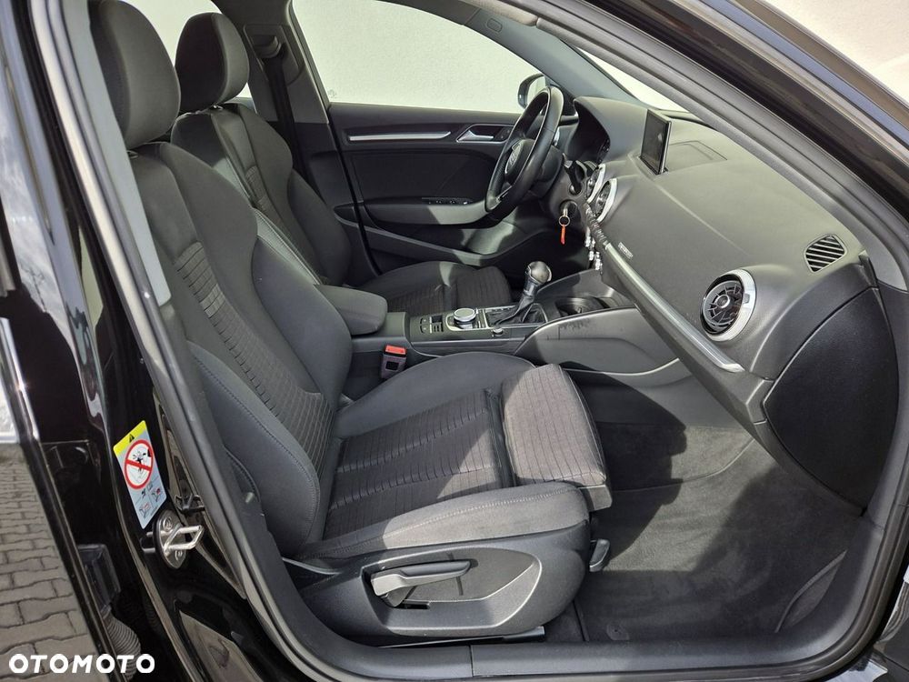 Audi A3 Sportback - 11