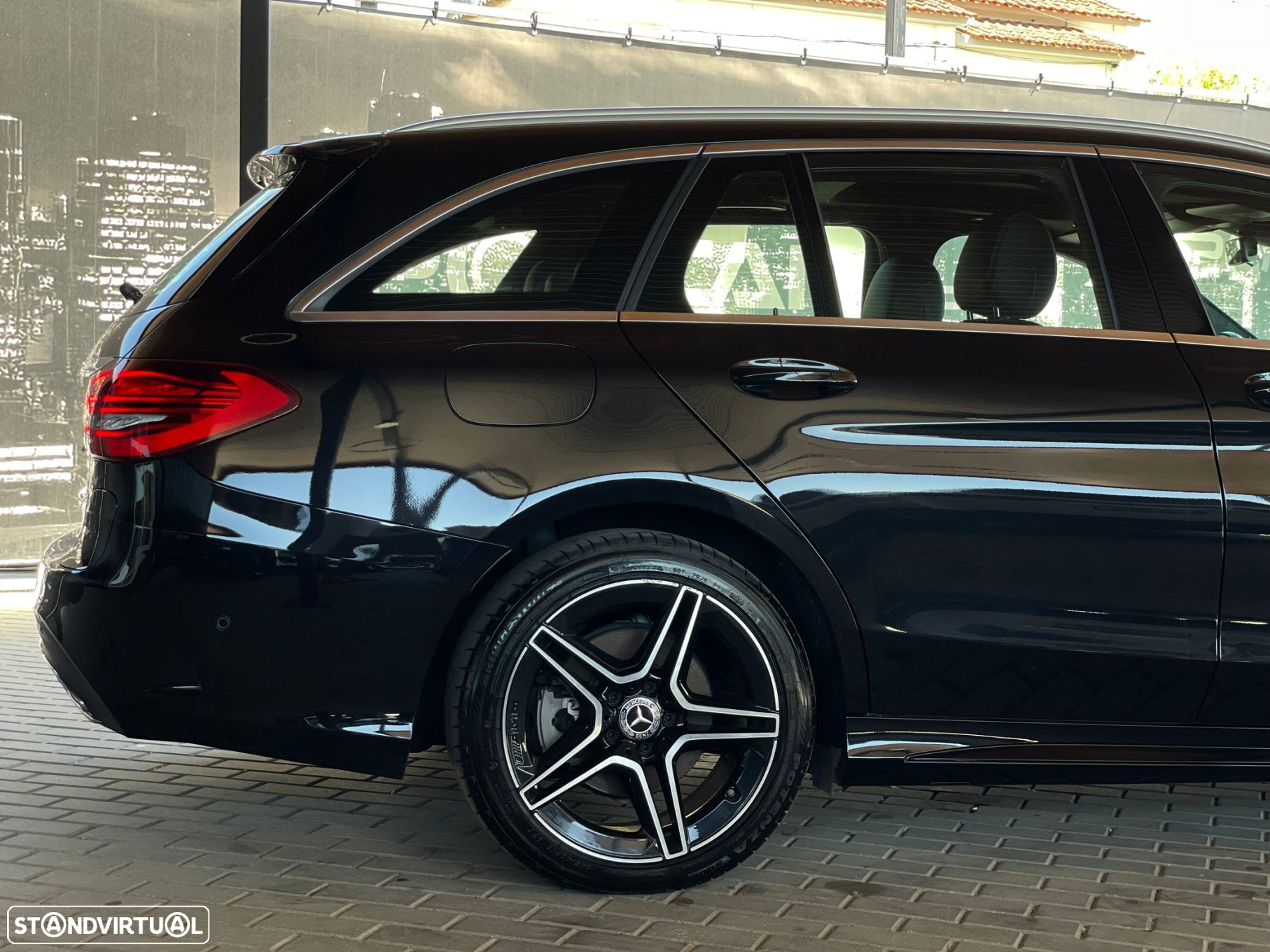 Mercedes-Benz C 300 de AMG Line - 9