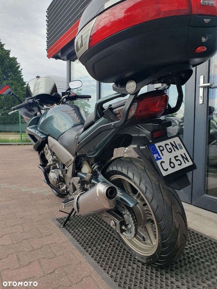 Honda CBF - 11