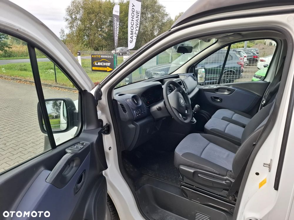 Opel Vivaro - 16
