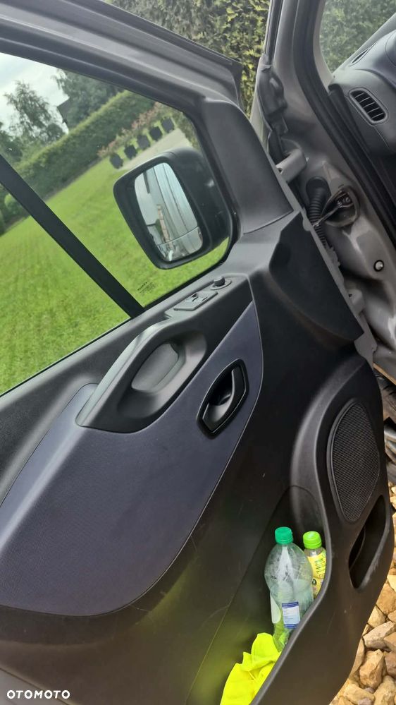 Opel Vivaro L2H1 2,9t Edition - 11