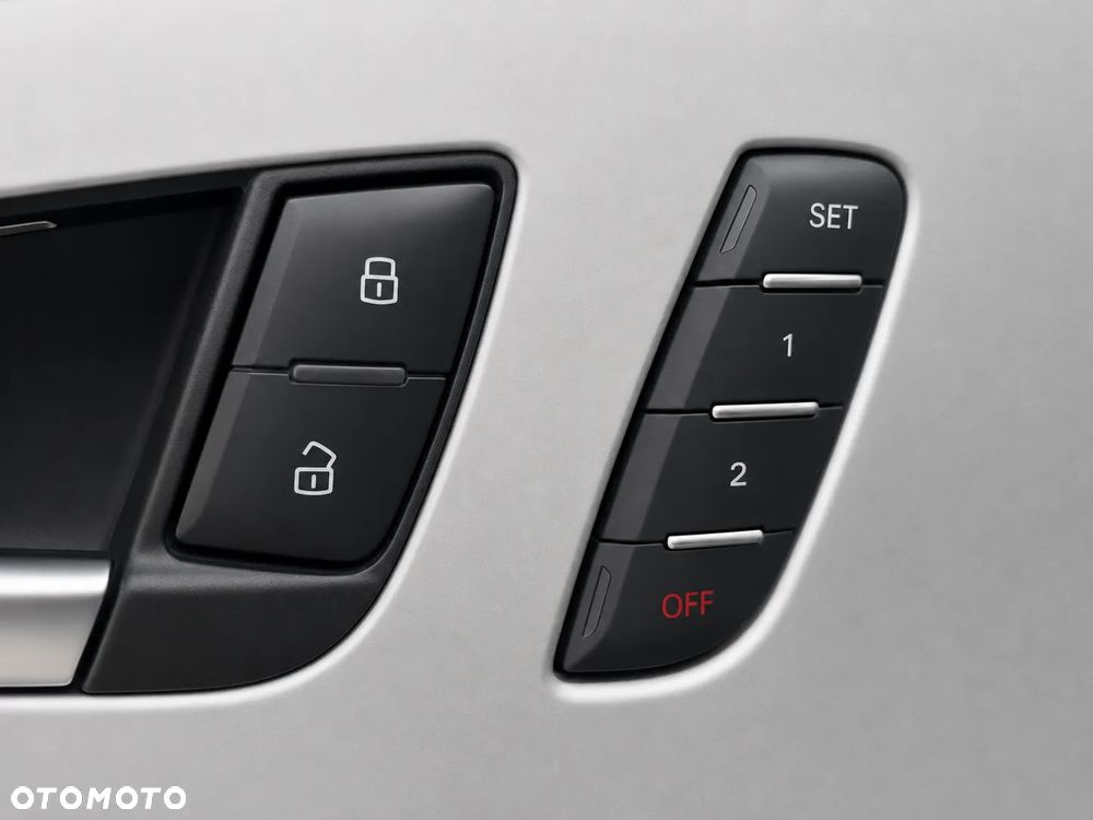 Audi A6 Avant 3.0 TDI DPF quattro tiptronic - 30