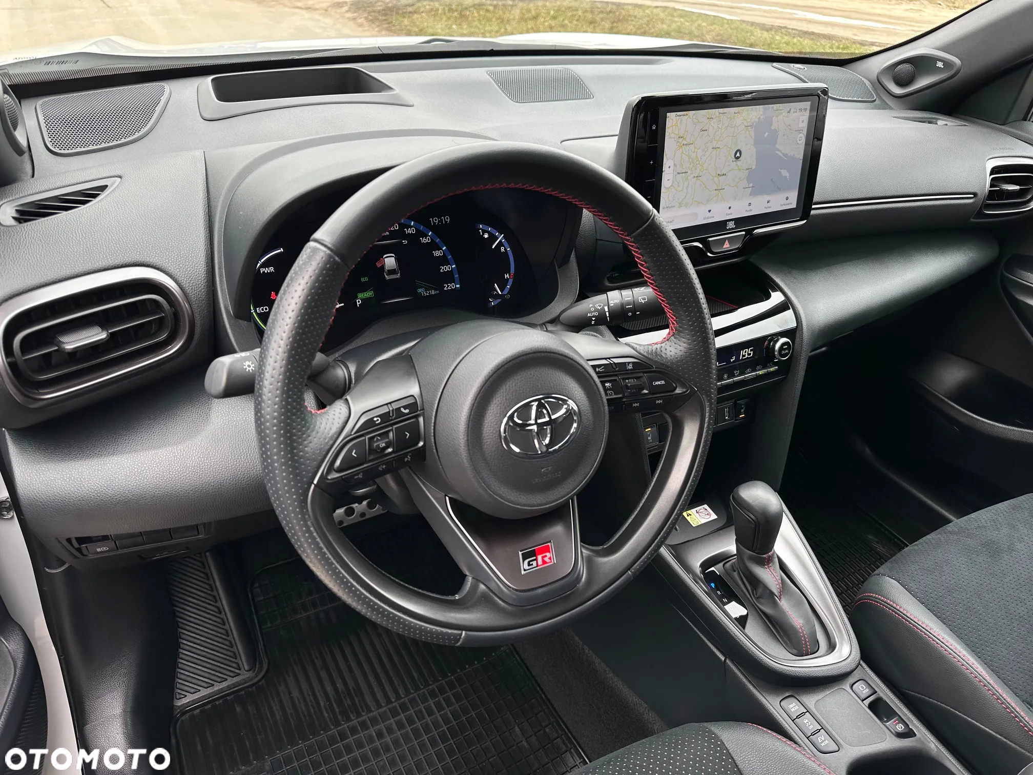 Toyota Yaris Cross Hybrid 1.5 GR Sport - 4