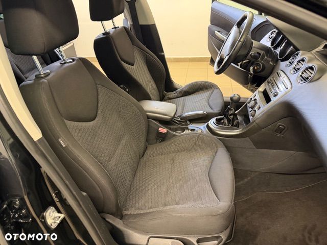 Peugeot 308 1.6 Premium - 25