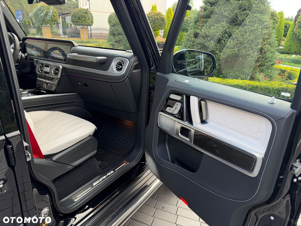 Mercedes-Benz Klasa G AMG 63 Stronger Than Time Edition - 28