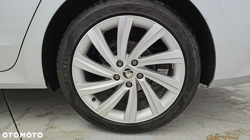 Skoda Octavia 1.5 TSI Style - 25