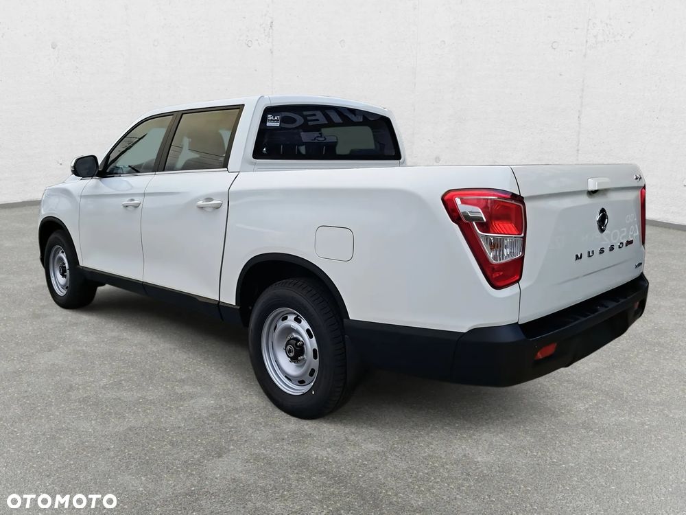SsangYong Musso Grand - 8
