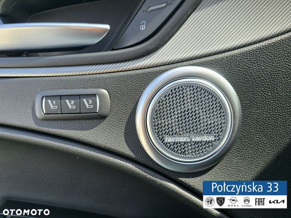 Alfa Romeo Stelvio - 7