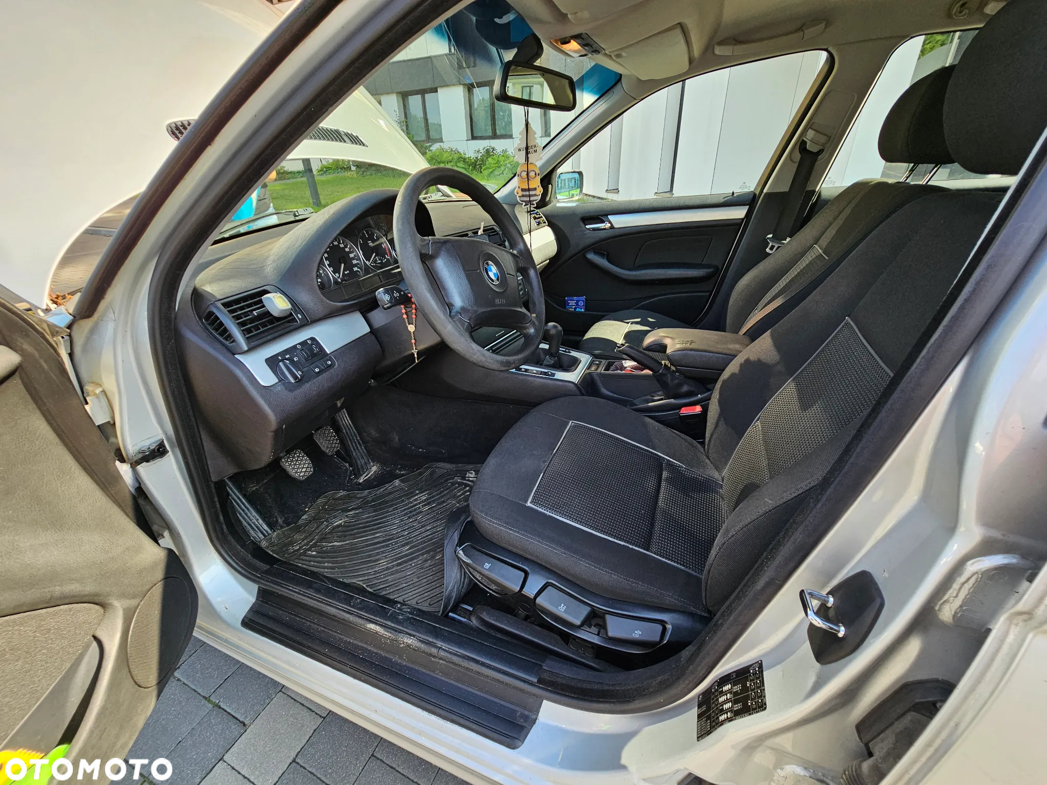 BMW Seria 3 320d Touring - 9
