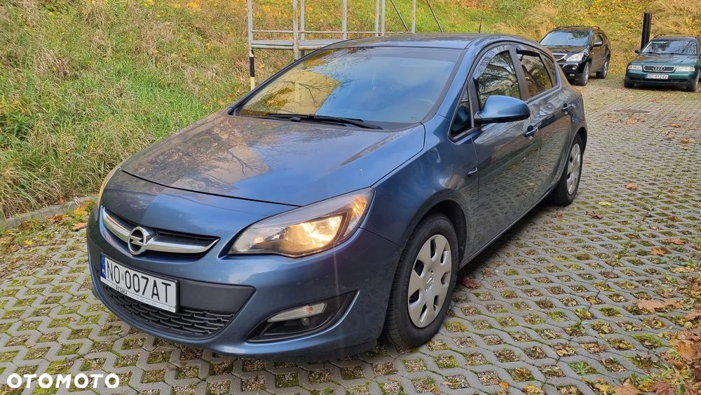 Opel Astra - 1
