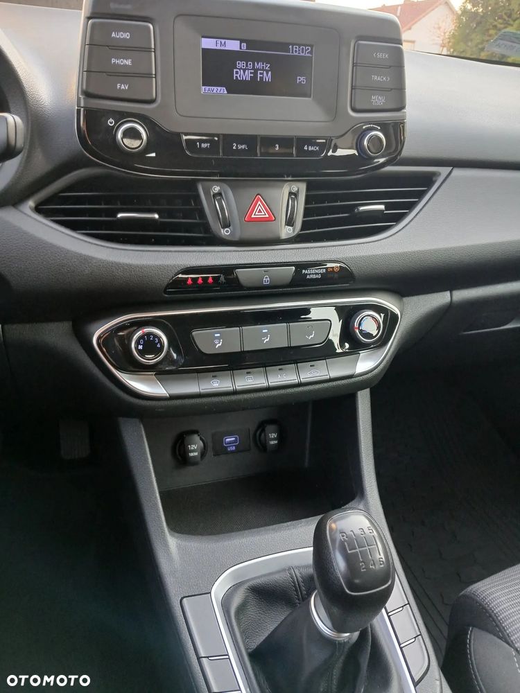 Hyundai i30 1.6 D Comfort - 9