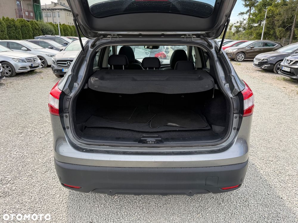 Nissan Qashqai 1.6 DIG-T N-Connecta - 35