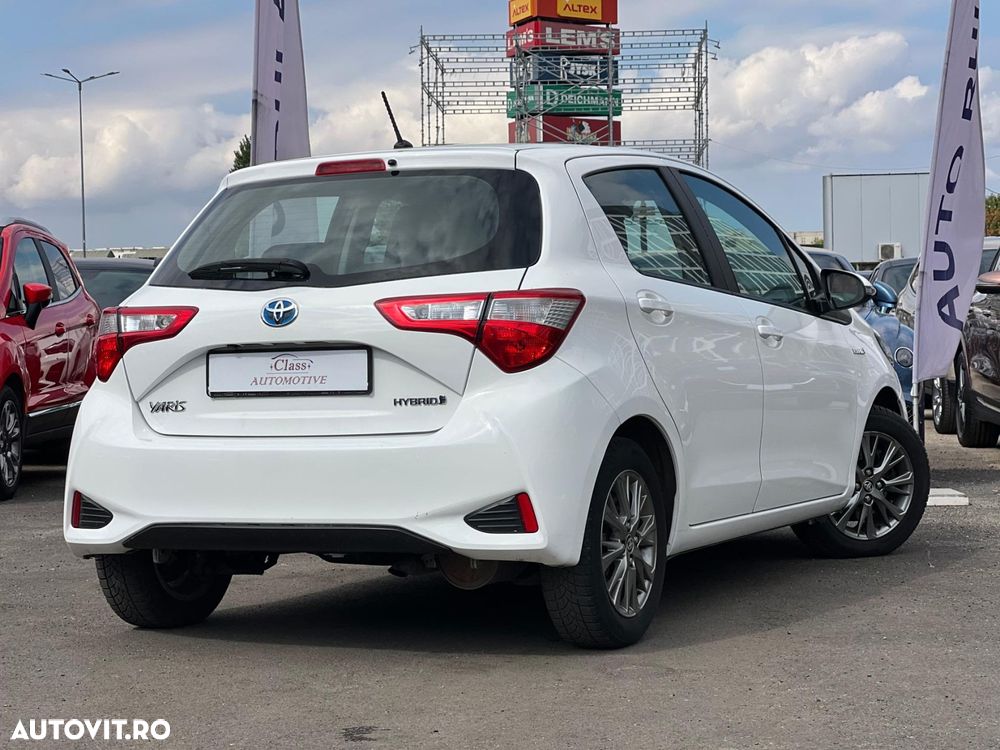Toyota Yaris - 7