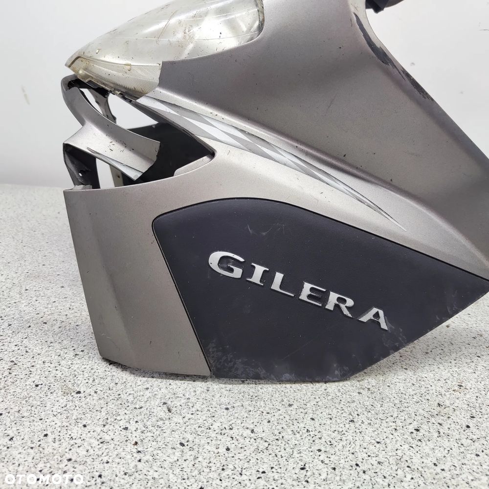 Czacha, czasza, owiewka przód, lampa, reflektor Gilera Runner - 7