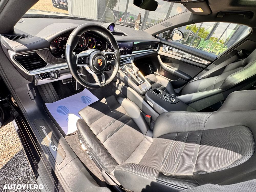 Porsche Panamera 4S Sport Turismo - 14
