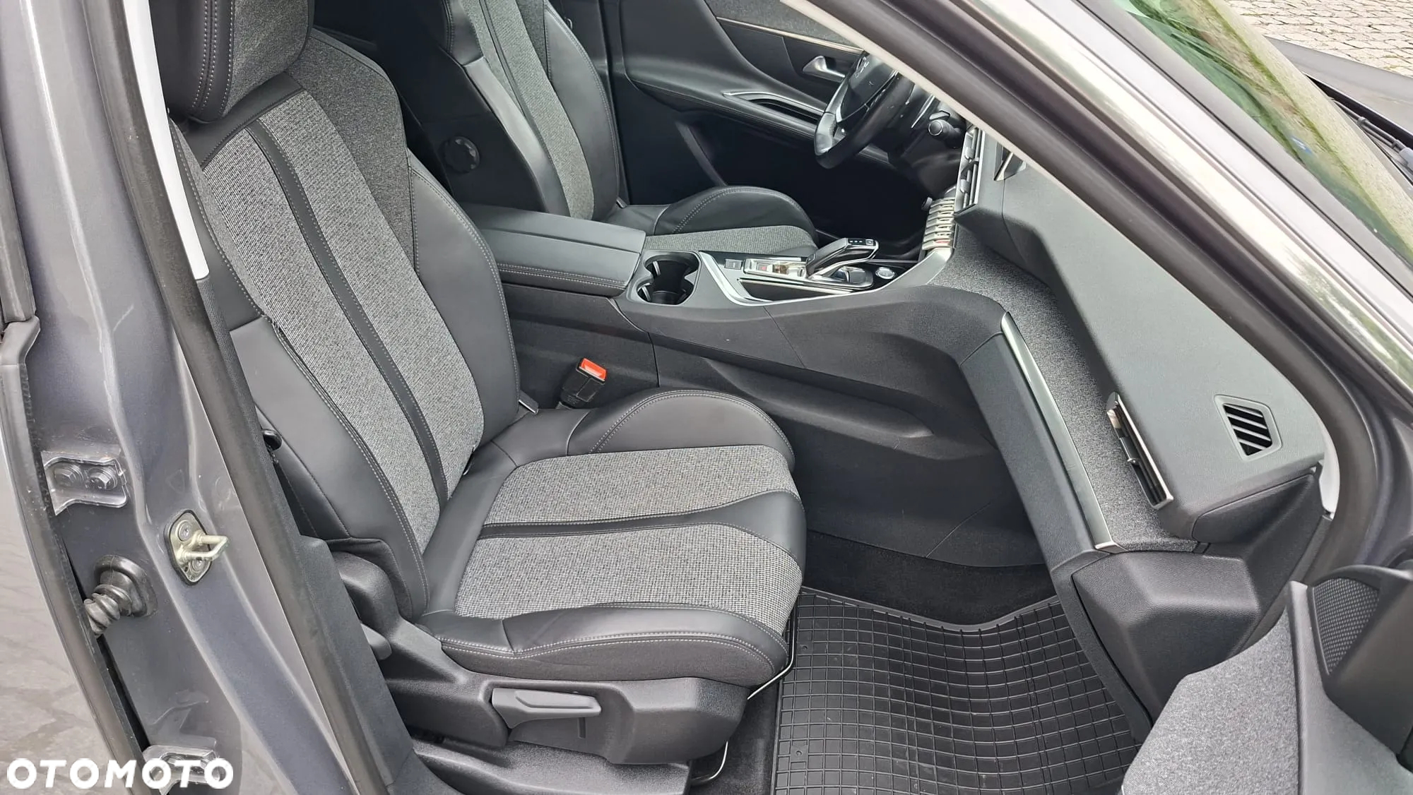Peugeot 3008 THP 165 EAT6 Stop & Start Allure - 13