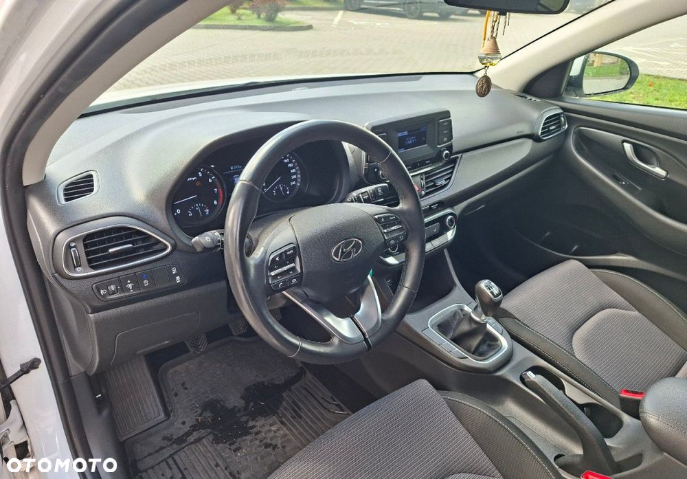 Hyundai i30 - 19