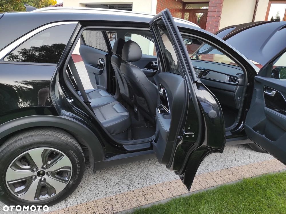 Kia Niro 1.6 GDI Hybrid L - 18