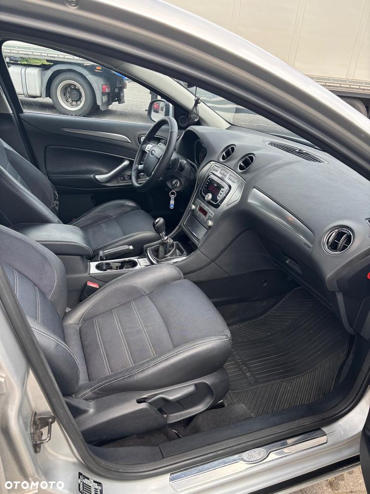 Ford Mondeo 2.0 TDCi Titanium S - 17