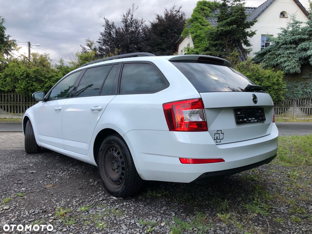Skoda Octavia 1.4 TSI Joy DSG - 7