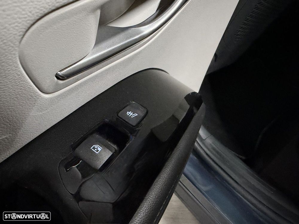 Hyundai Tucson 1.6 T-GDI PHEV Vanguard+TA - 32