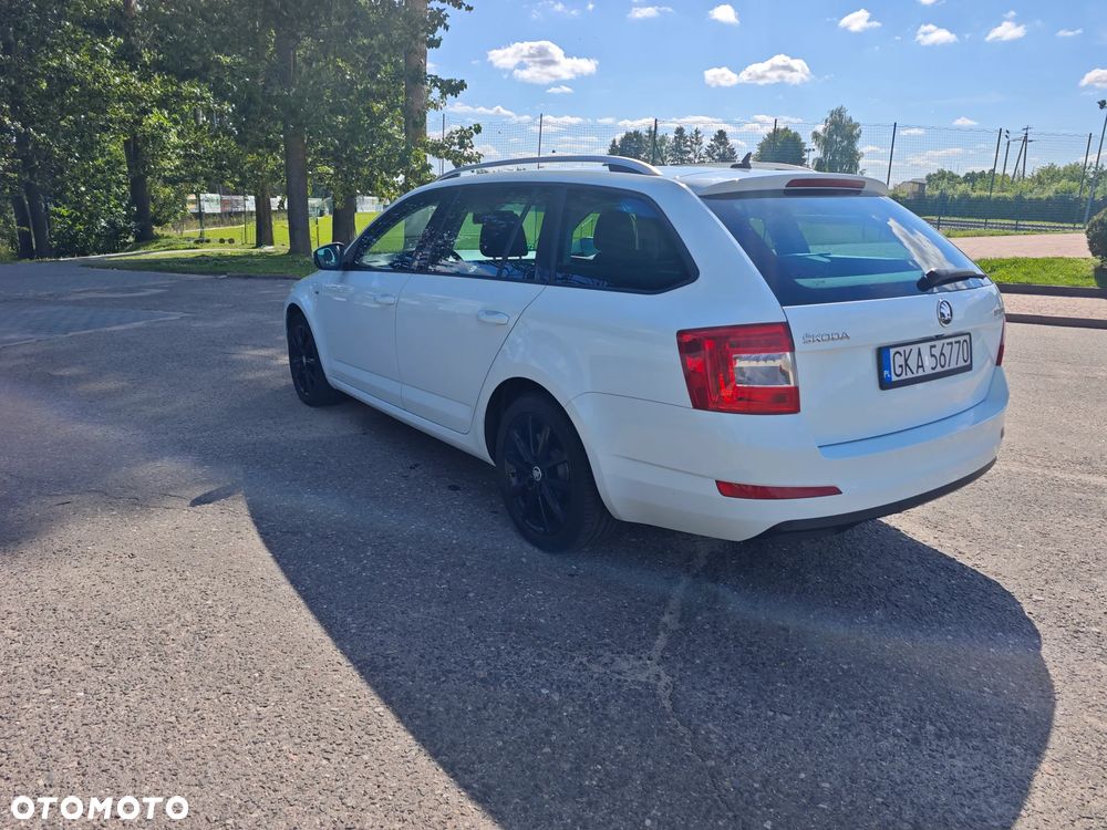 Skoda Octavia 1.6 TDI (Green tec) DSG Joy - 10