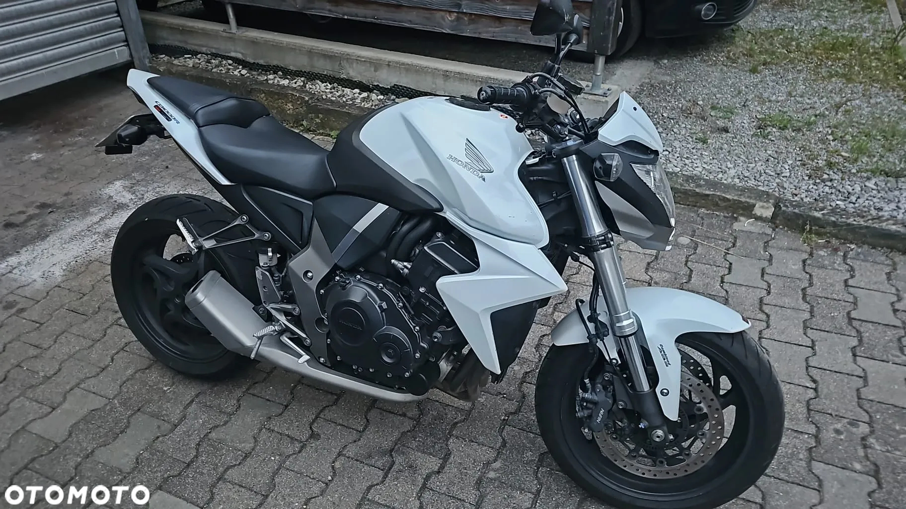 Honda CB - 16