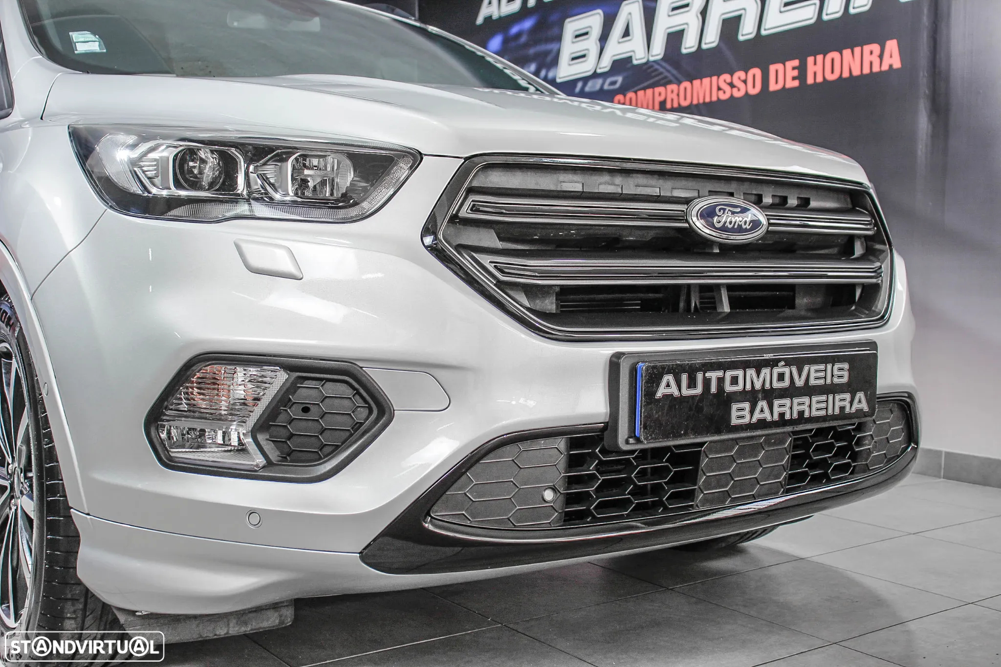 Ford Kuga 1.5 TDCi ST-Line - 26
