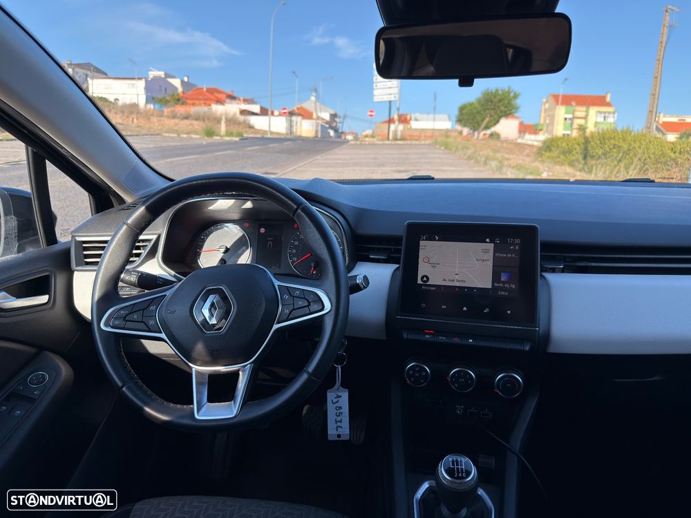 Renault Clio - 13