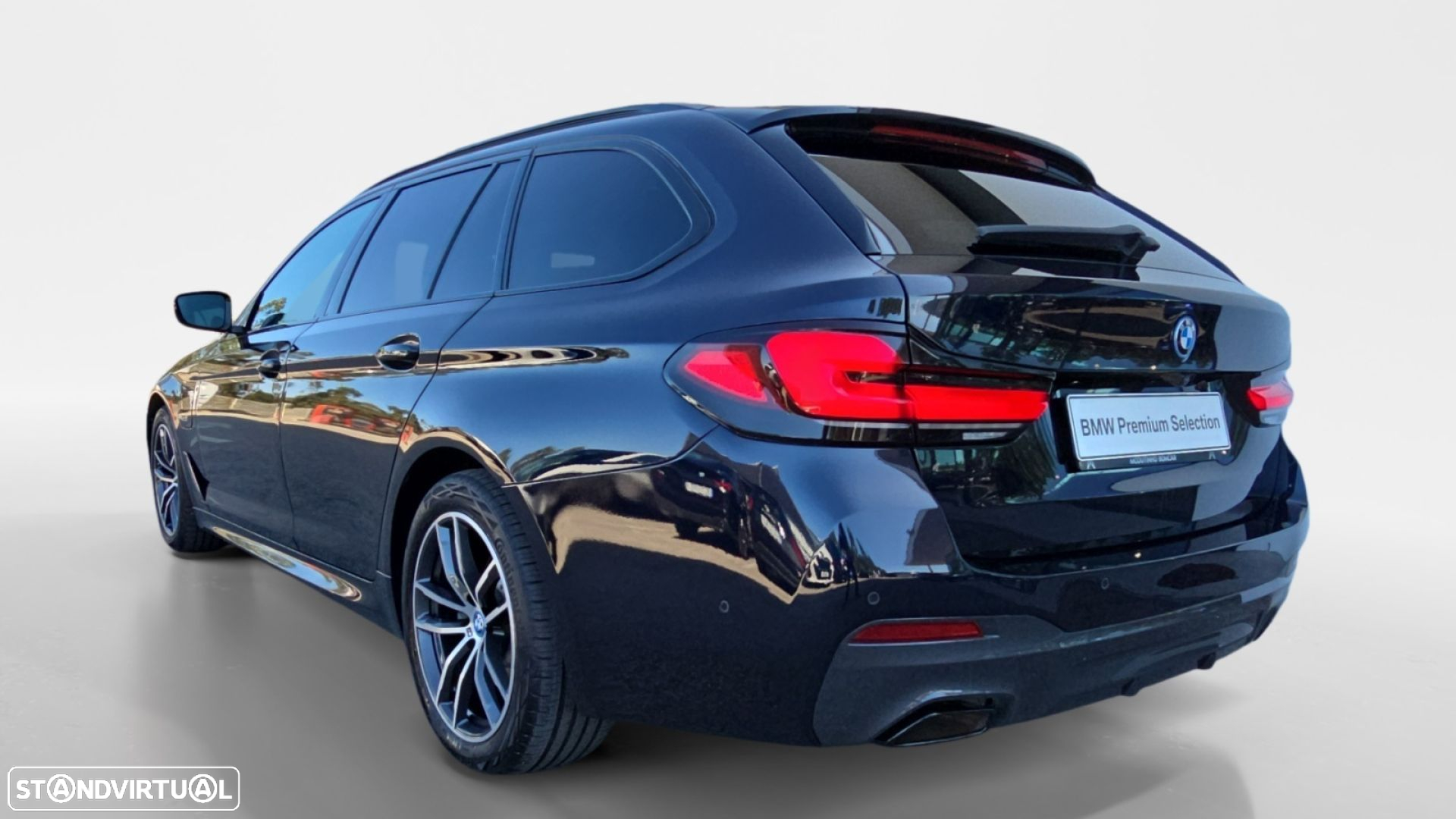 BMW 530 e Pack Desportivo M - 2