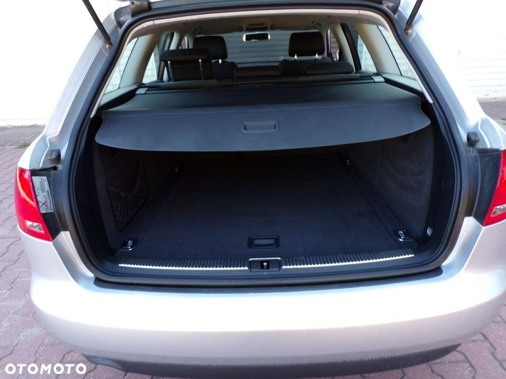 Audi A4 Avant - 28