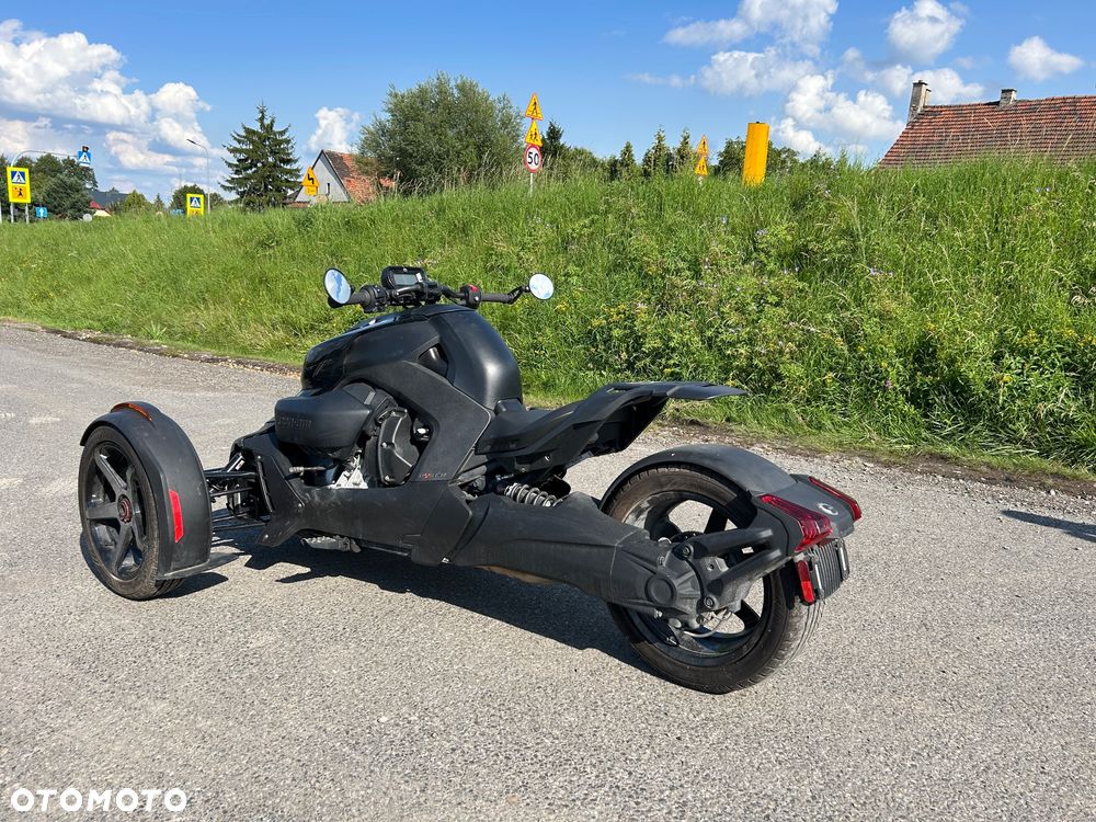 Can-Am Ryker - 9