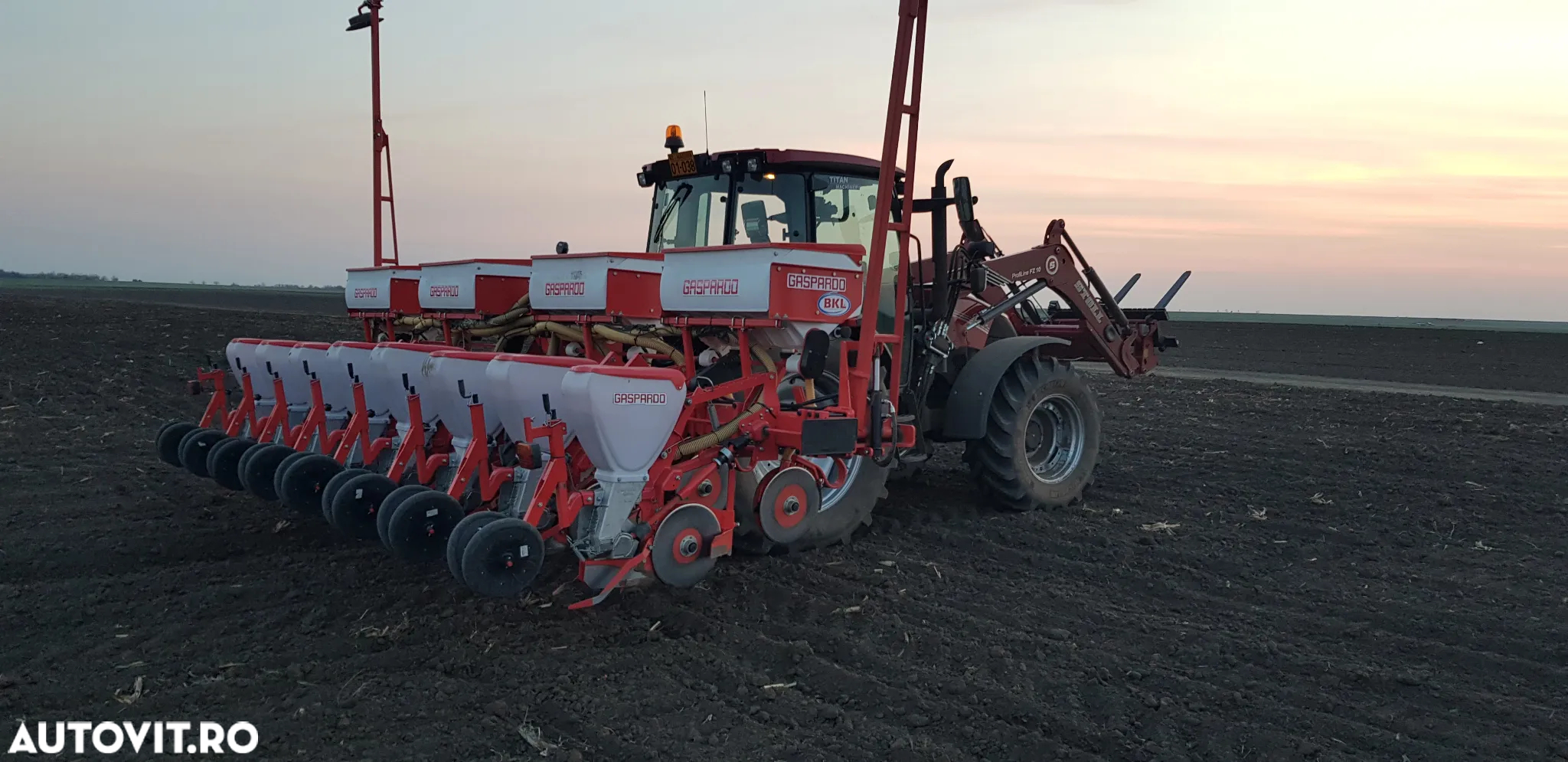 Case IH FARMALL 115 C - 5