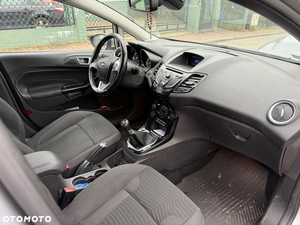 Ford Fiesta 1.0 EcoBoost Titanium - 6