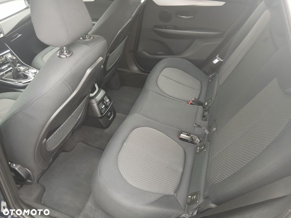 BMW Seria 2 218d xDrive Luxury Line - 35