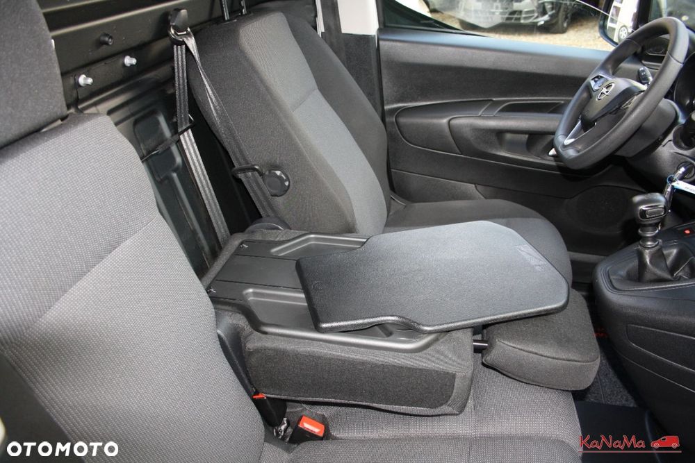Opel Combo - 26