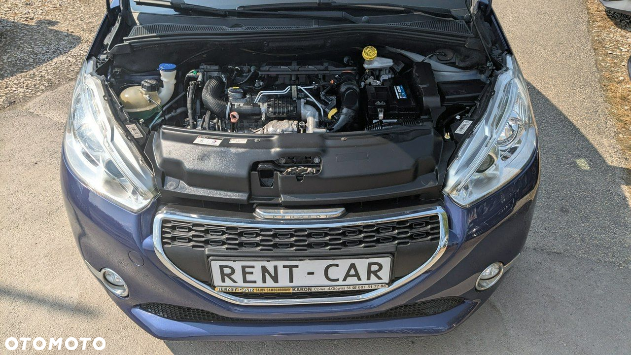 Peugeot 208 - 36