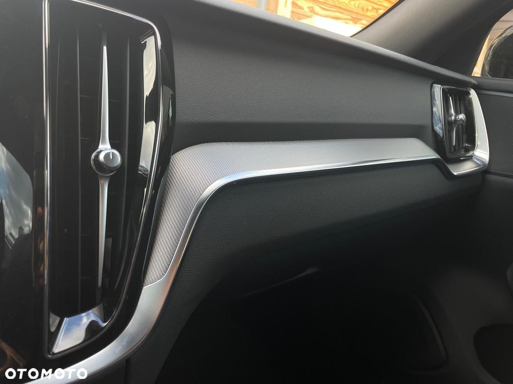 Volvo S60 B5 B R-Design - 26