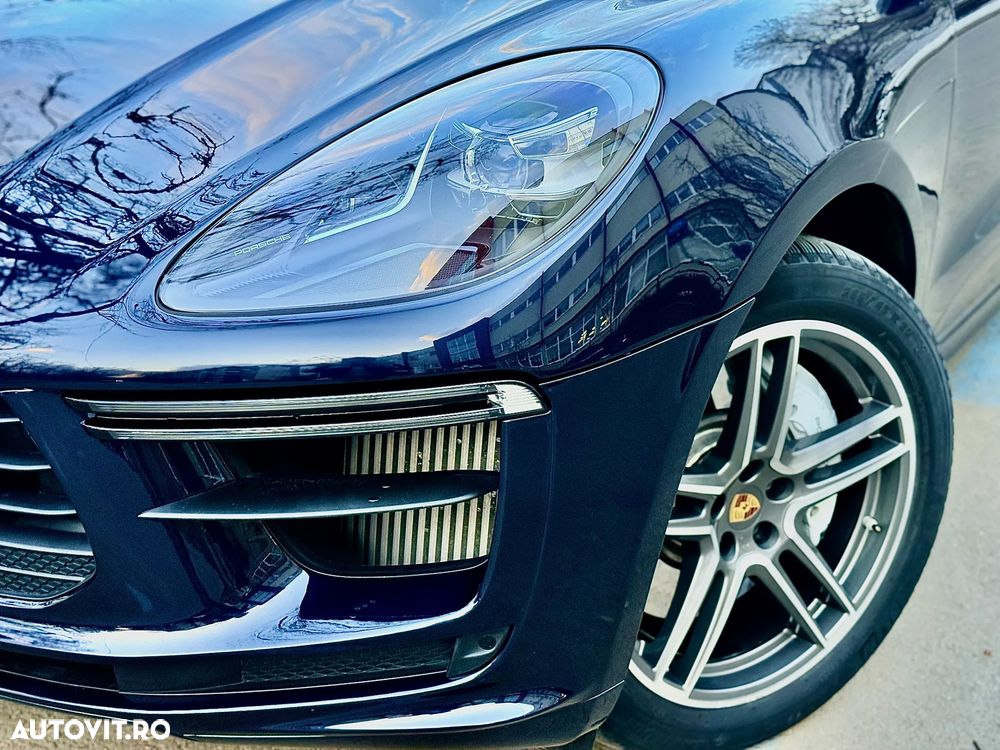 Porsche Macan Turbo PDK - 18