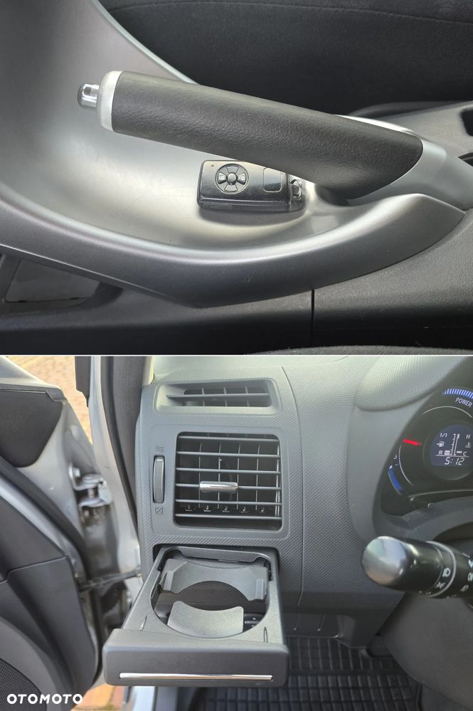 Toyota Auris 1.8 HSD Sol - 37