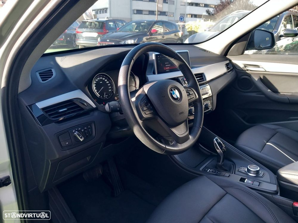 BMW X1 16 d sDrive Auto Line Sport - 8