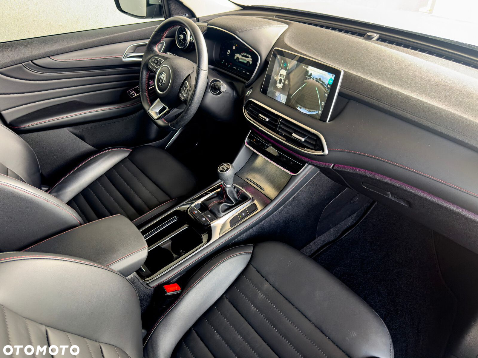 MG HS 1.5 T-GDI Exclusive - 13
